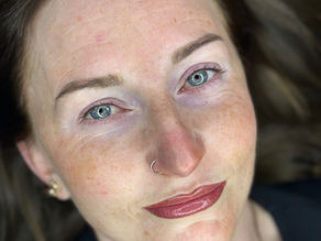 Permanent make up eyeliner