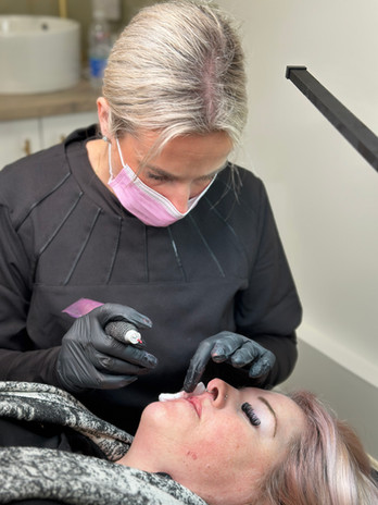 Lip blush training in Portsmouth