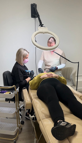 Permanent make up training