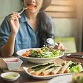 train-tastebuds-eating-healthy.webp