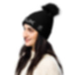 縮圖：Woman wearing black KEUK beanie with pompom