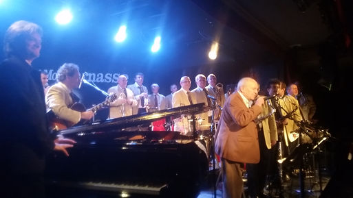 Claude Bolling sur scène avec orchestre