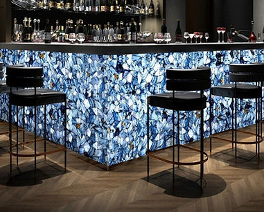 blae agate semi-precious stone bar