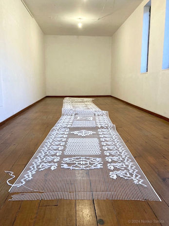Contemporary Textile Art Biennial "Contextile 2024" 
 Artistic residencies at Convento de Santo António dos Capuchos in Guimarães, Portugal. Japanese fiber artist Noriko Tomita / "Contextile 2024" テキスタイルアートビエンナーレのアーティスト・イン・レジデンス (ギマランイス・ポルトガル)、ファイバーアーティスト 富田紀子