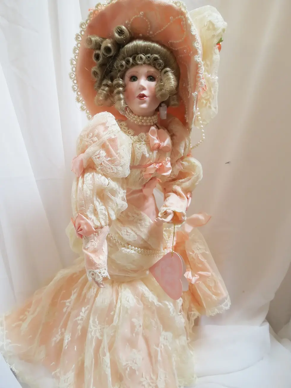 Thumbnail: 'Blushing Rose' - Maryse Nicole