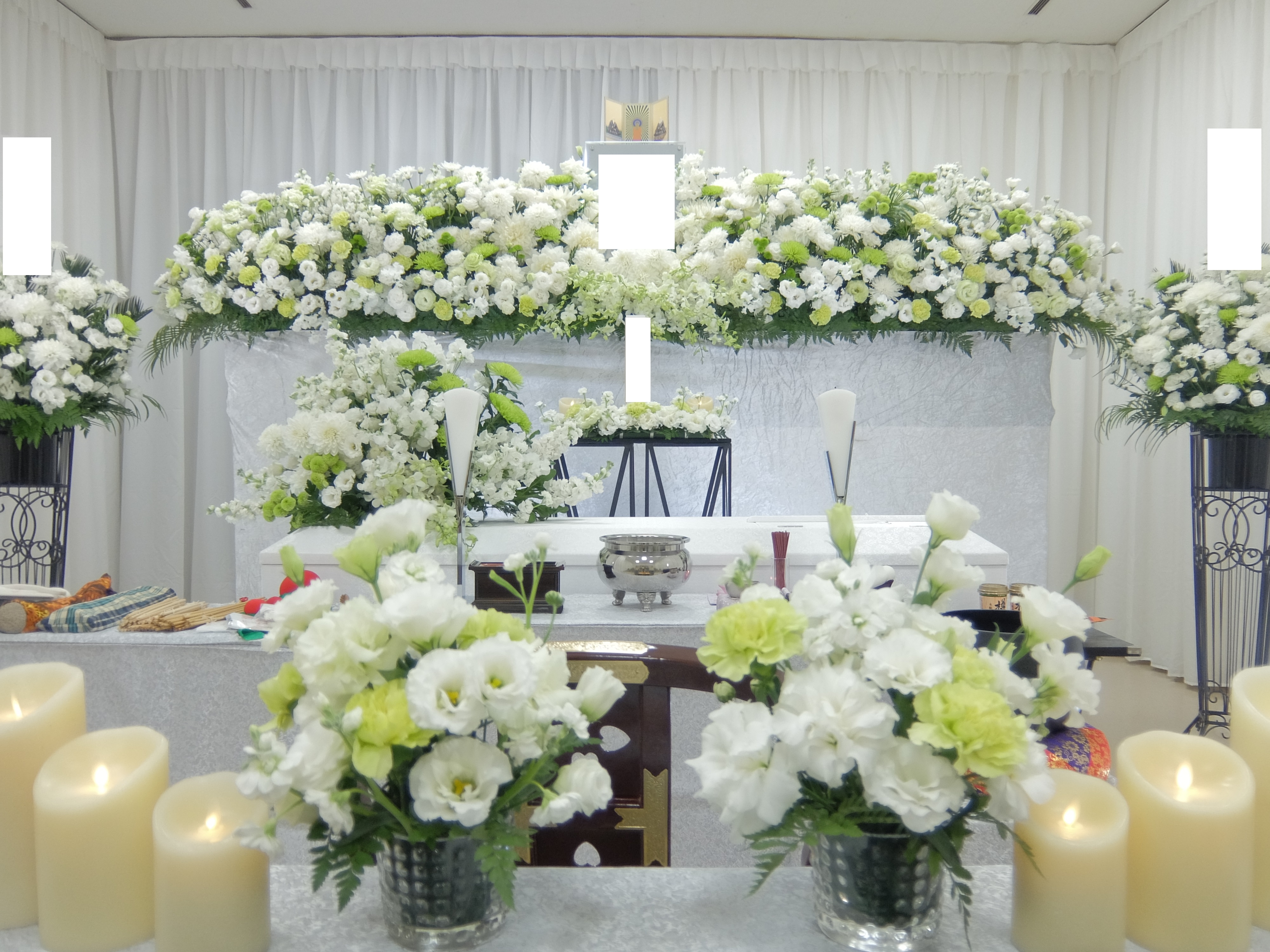 花祭壇の事例｜花祭壇にこだわる花屋のお葬式