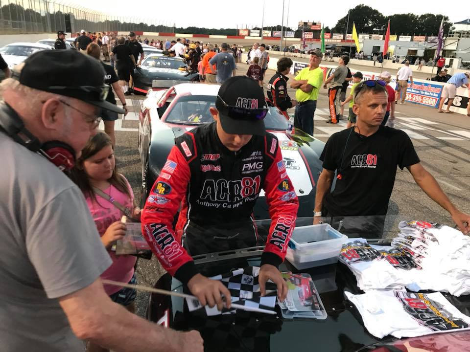 Autograph session is underway , then it’s 100 laps of Pro LateModel ...