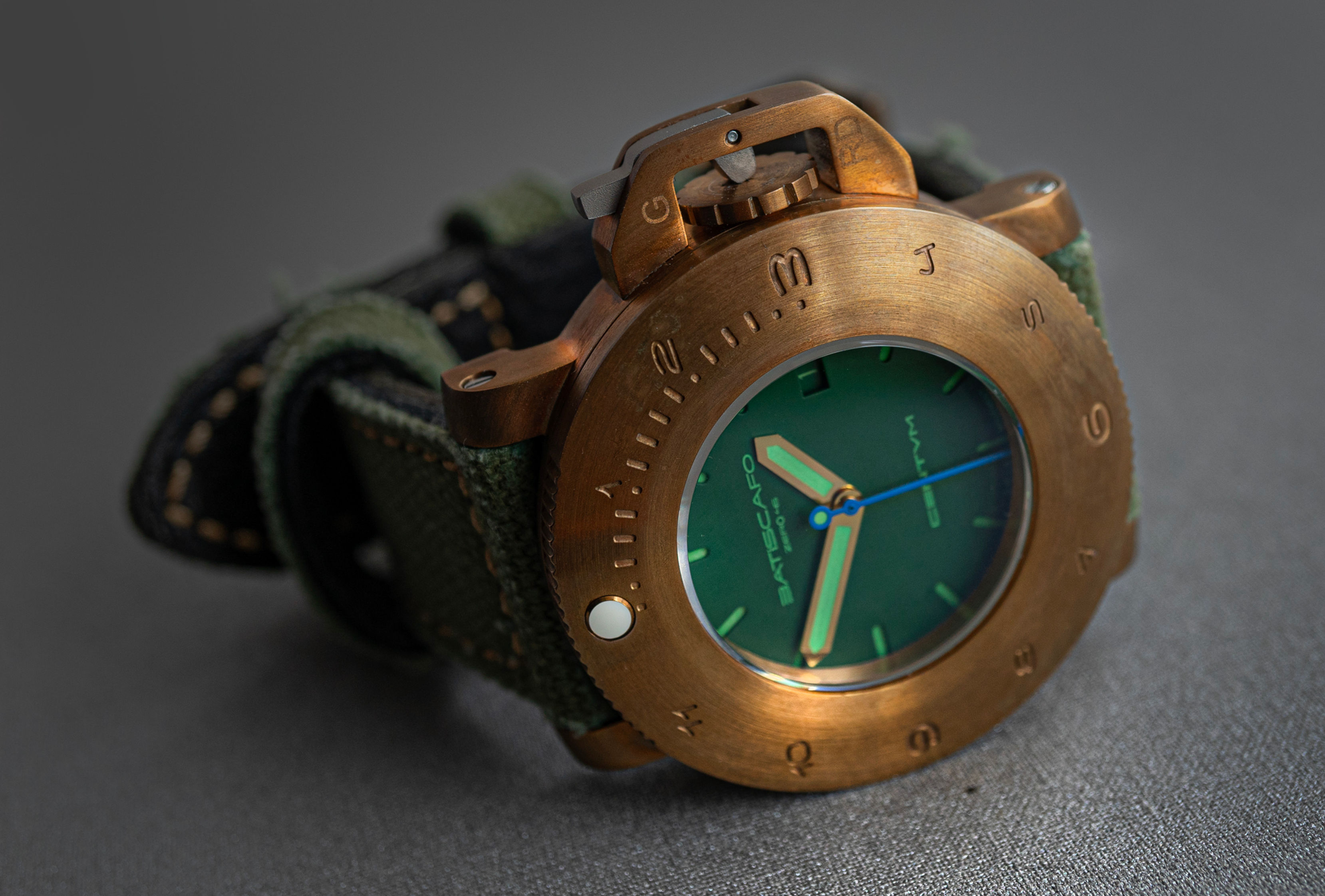 Green Dial Zero45 Bezel Bronze Seiko NH35A