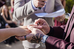 The exchange of rings, close-up