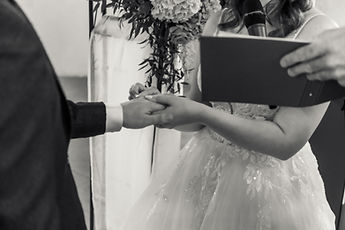 The exchange of rings, in black and white