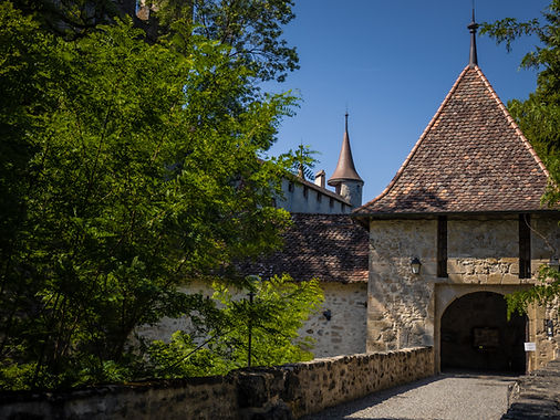 Château de Lucens, wedding reception venue