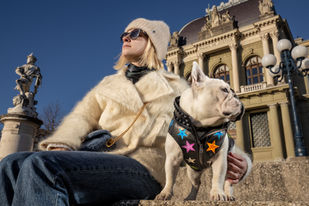 Produit de marque mis en valeur dans un shooting corporate à Lausanne.
