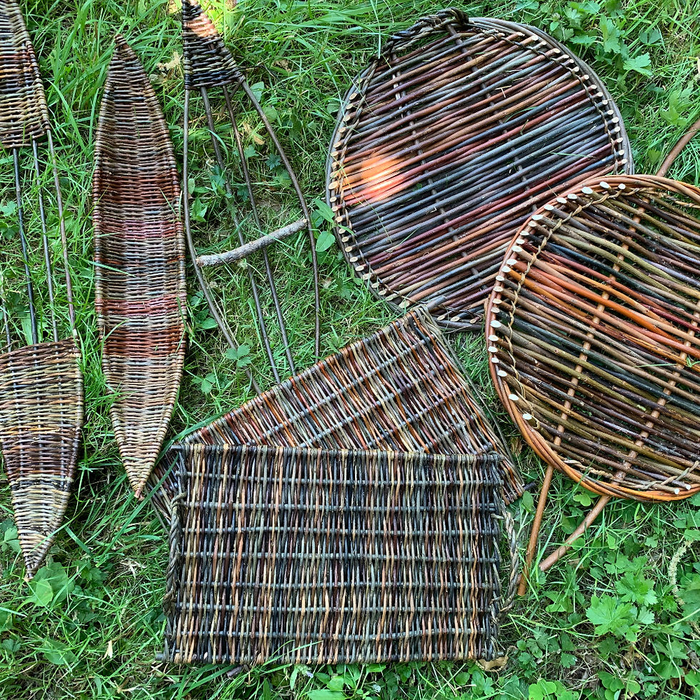 WILLOW BASKETRY: A TREY OF TRAYS
