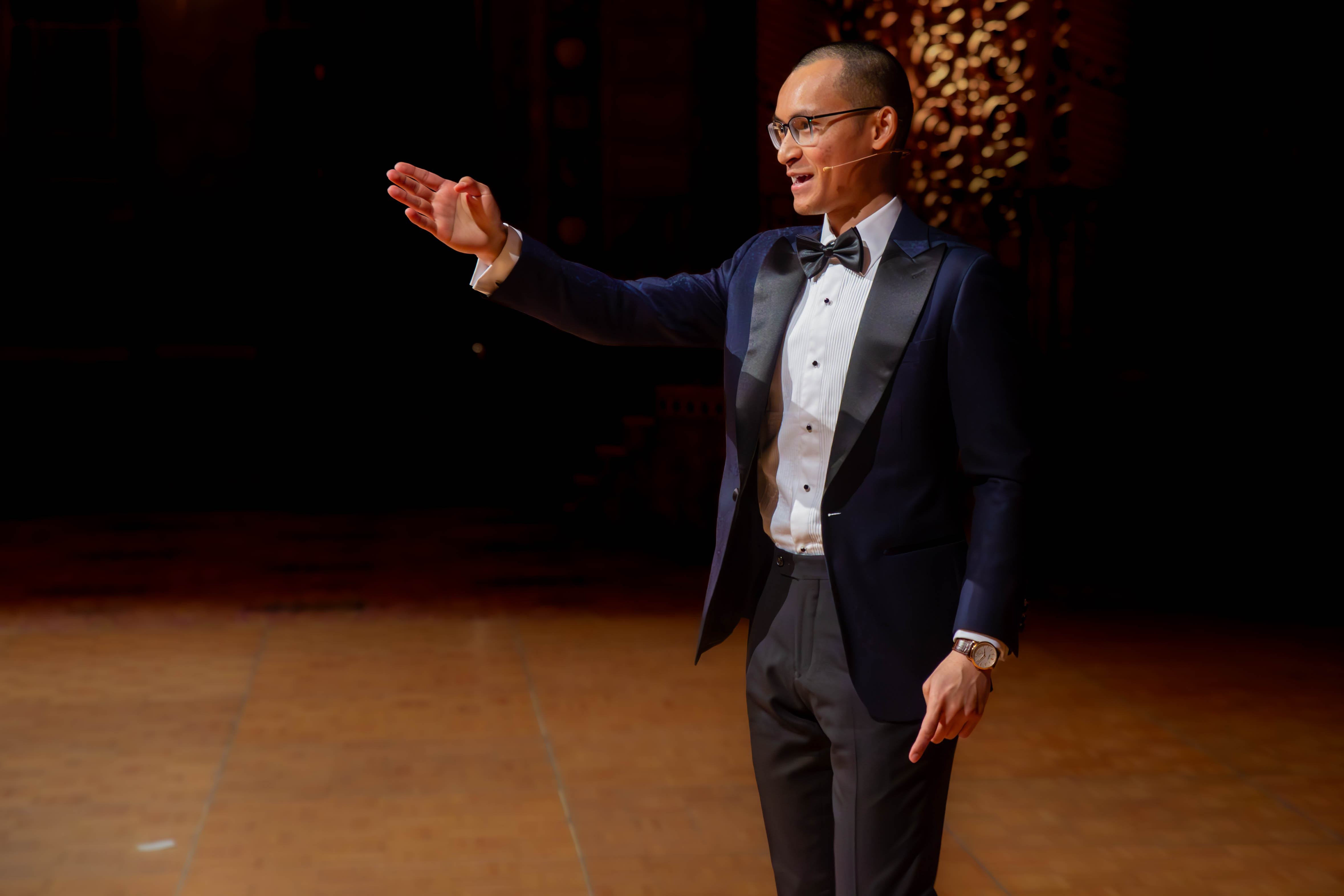 Baenedict Thiveanathan, international close-up and stage magician and co-founder of Adelaide Magic Theatre, performing for a delighted audience