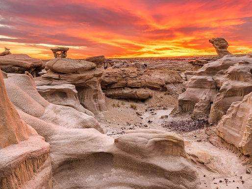 Les Bisti Badlands