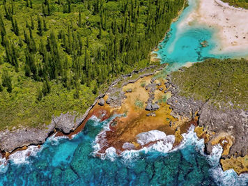 Ile des Pins: la piscine naturelle d'Oro 