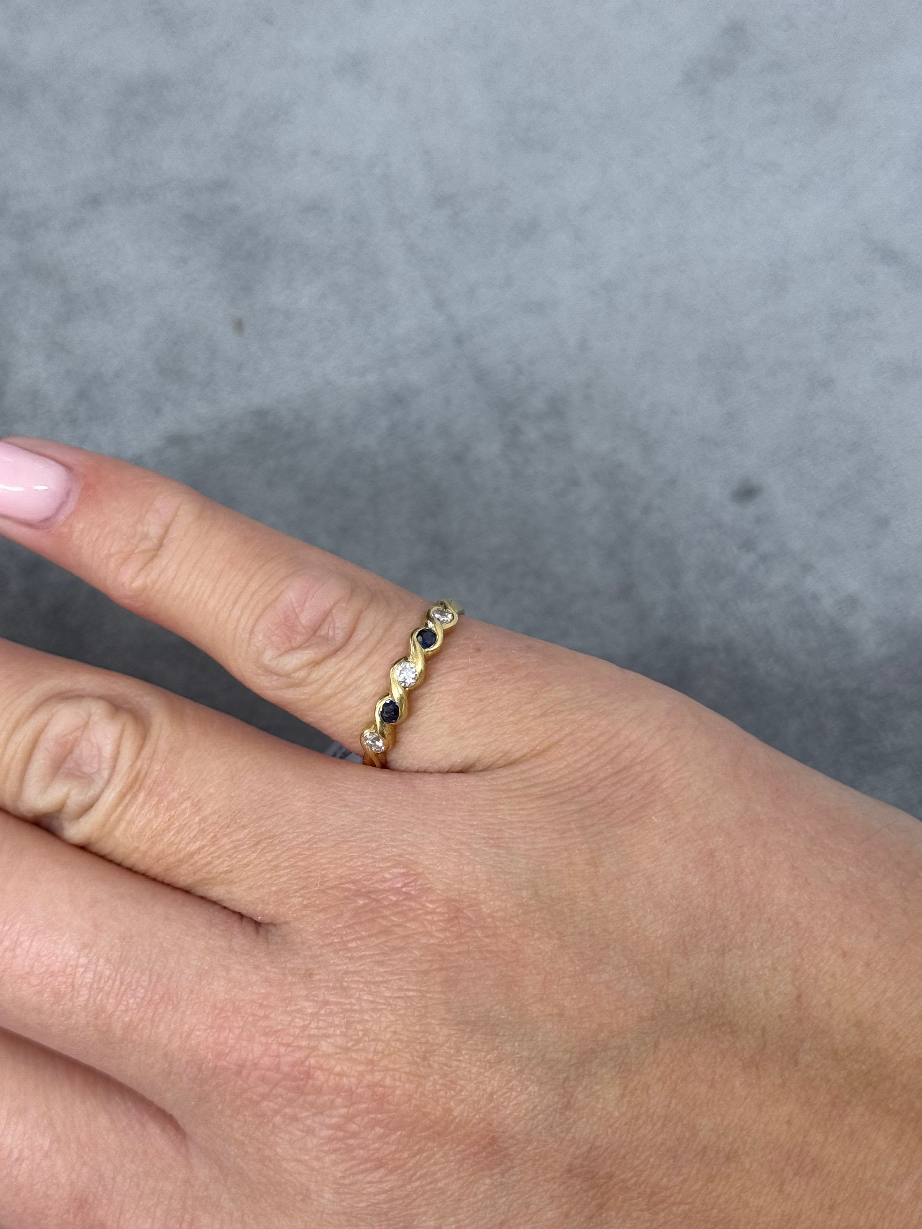 18ct Diamond & Blue Saphire Eternity Ring 