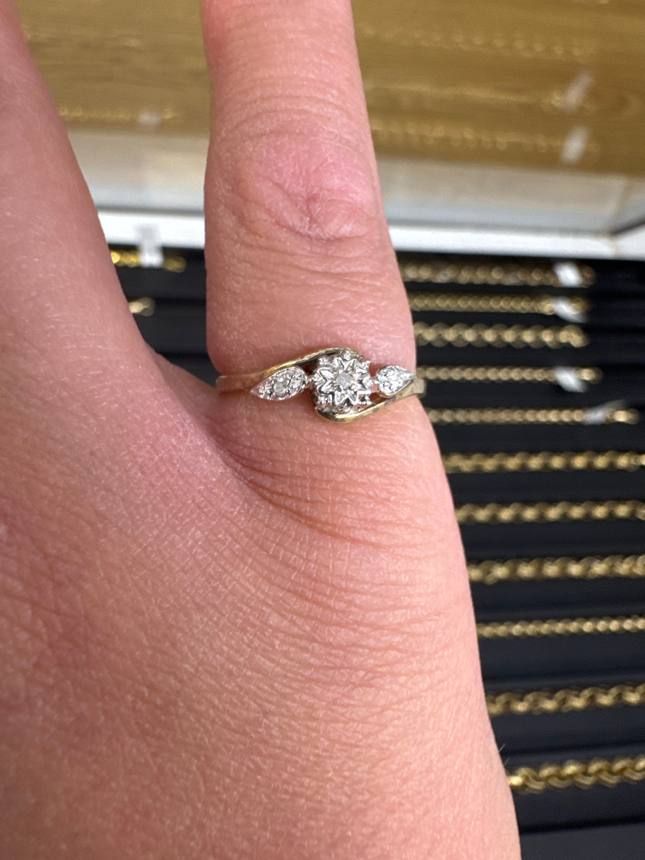 9ct Diamond Trilogy Ring 