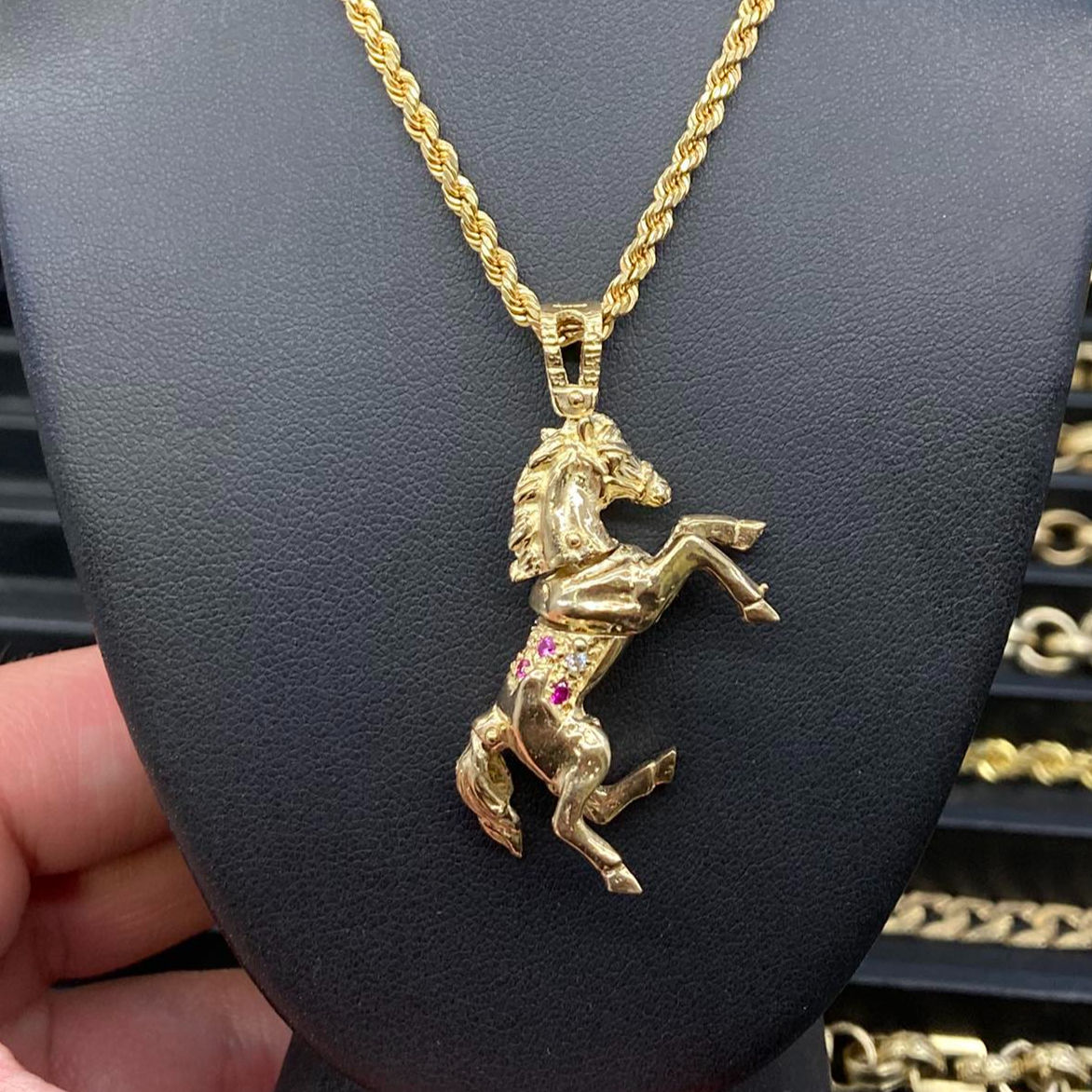 9ct Stone Set Horse Pendant