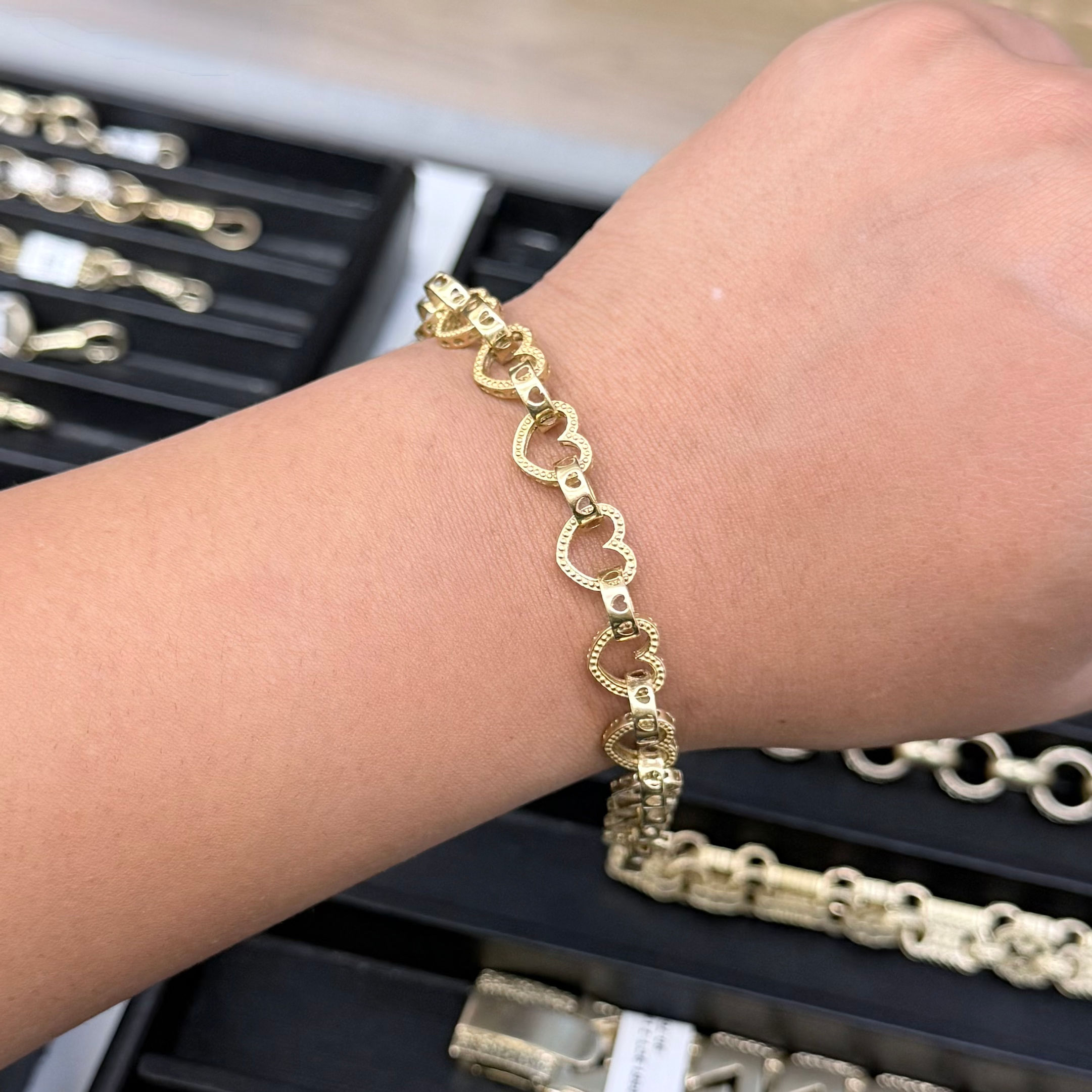 9ct Heart Link Belcher