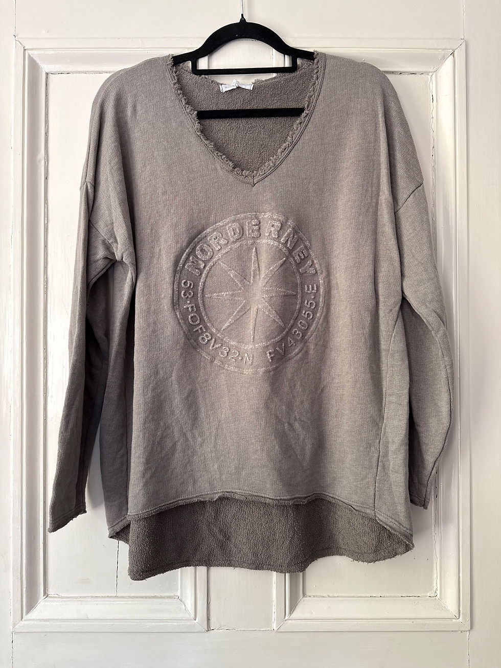 Thumbnail: Compass logo V neck sweatshirt