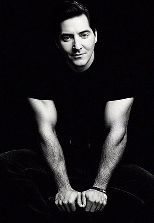 Robert Larrabee Singer Song Writer, and Performer.
