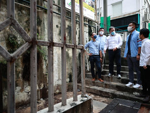 民建聯議員偕同卓永興深夜巡查衞生黑點