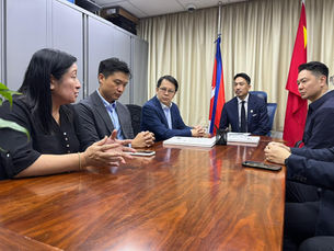 民建聯到領事館致以慰問,接收捐款轉予援助8月26日泥石流尼泊爾受災群眾