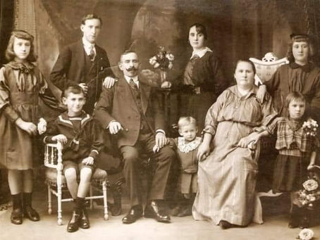 ¿Cómo nos afecta llevar el nombre de un antepasado?