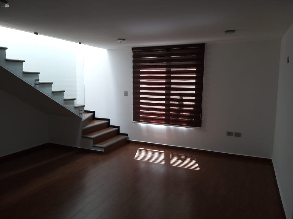 Miniatura: Casa en venta con amplio terreno en Angelopolis