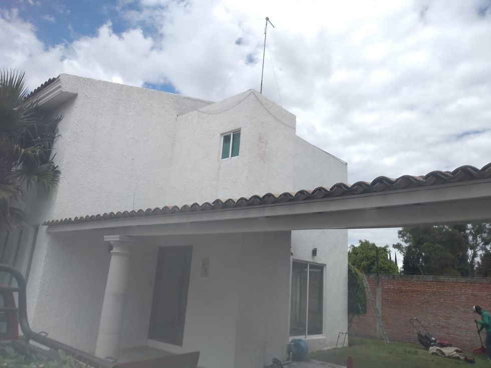 Miniatura: Amplio jardín. Casa en Renta, Camino Real a Cholula