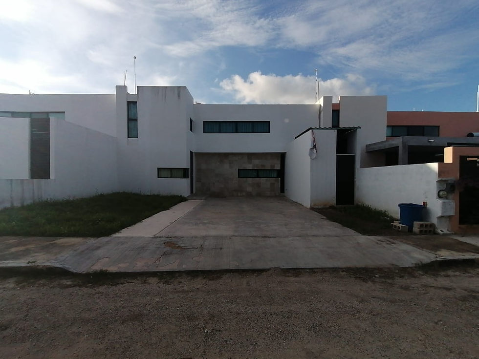 Miniatura: ZONA NORTE,  Casa amplia con terreno de  444 M2 En Las Américas, MÉRIDA.