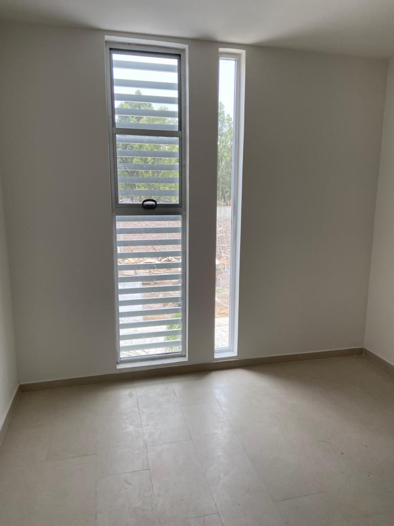 Miniatura: Estrena casa cerca de periférico y centro de Cholula