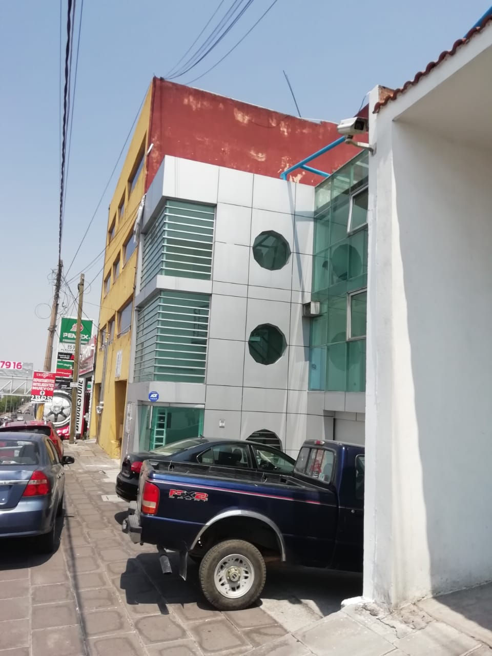 Miniatura: Edificio en venta en blvd. Atlixco, Col. La Paz.