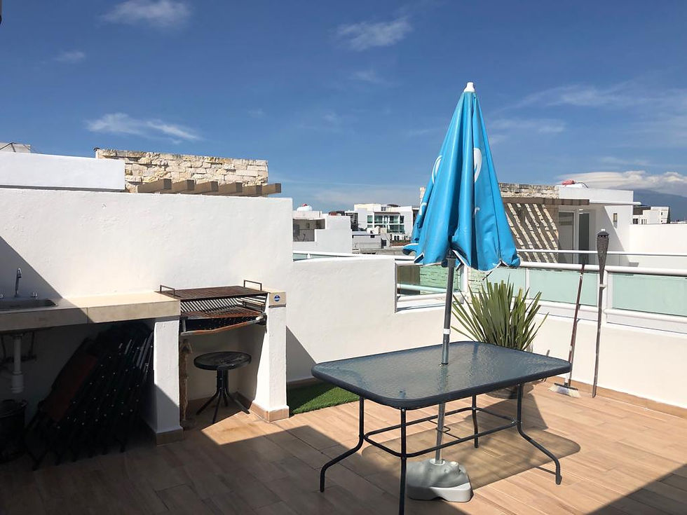 Miniatura: Casa en Venta a 450 metros de UDLAP y salida a Periférico