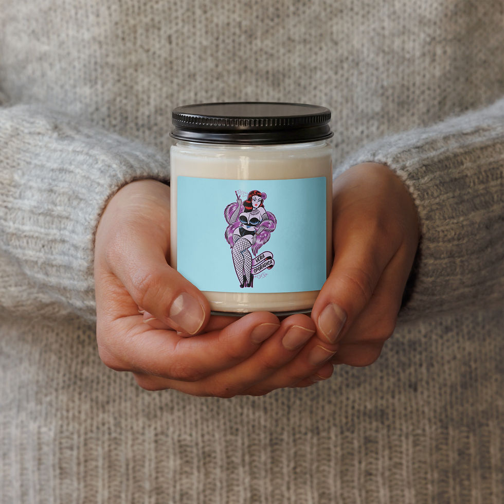 Thumbnail: Vera Femme Fatale Scented Candle (Sea Salt & Orchid)