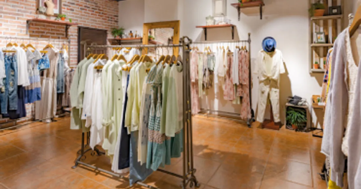 modele-de-business-plan-de-magasin-de-vetements-thumbnail.webp