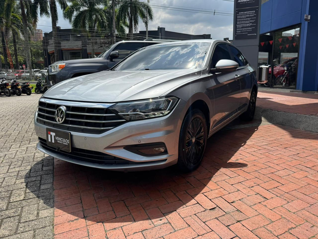 Volkswagen Jetta Comfortline 1.4T At 4x2 2020 GRN 243