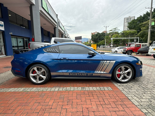 FORD MUSTANG GT 5.0 AT 2022