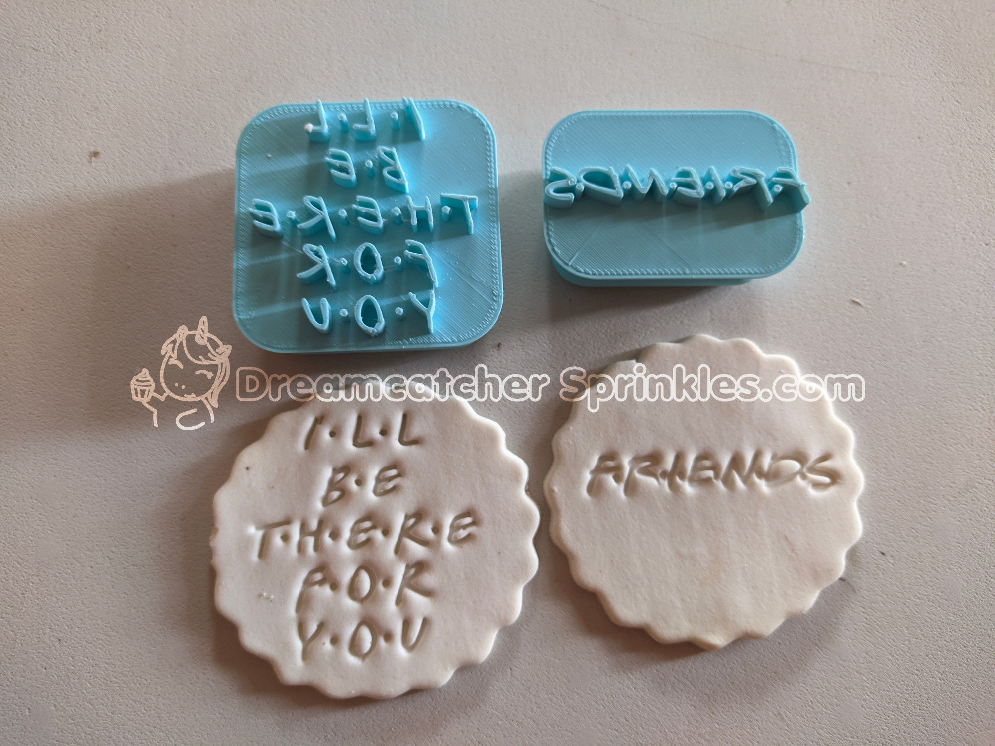 Friends embosser 2 set