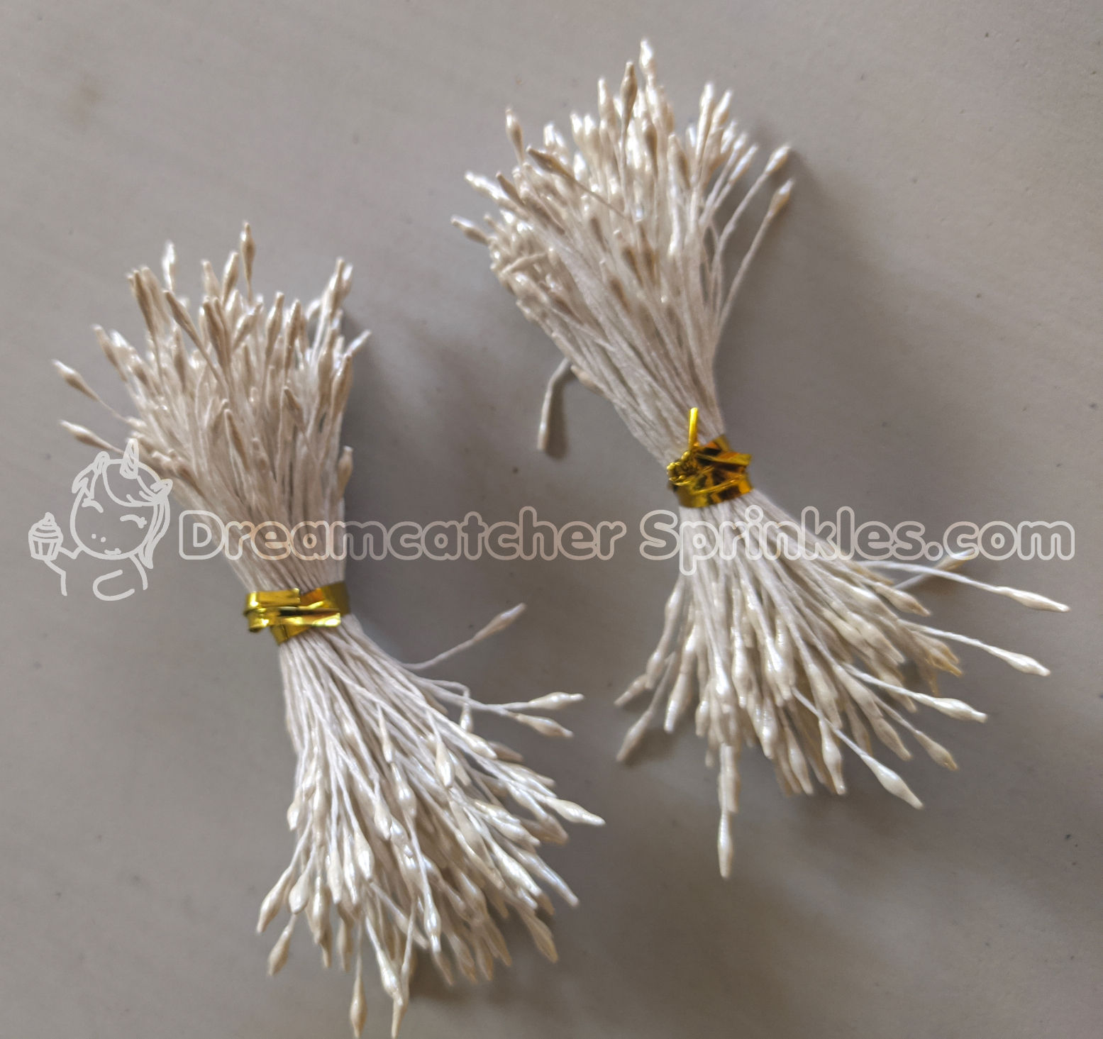White Stamens (approx 200 pcs)
