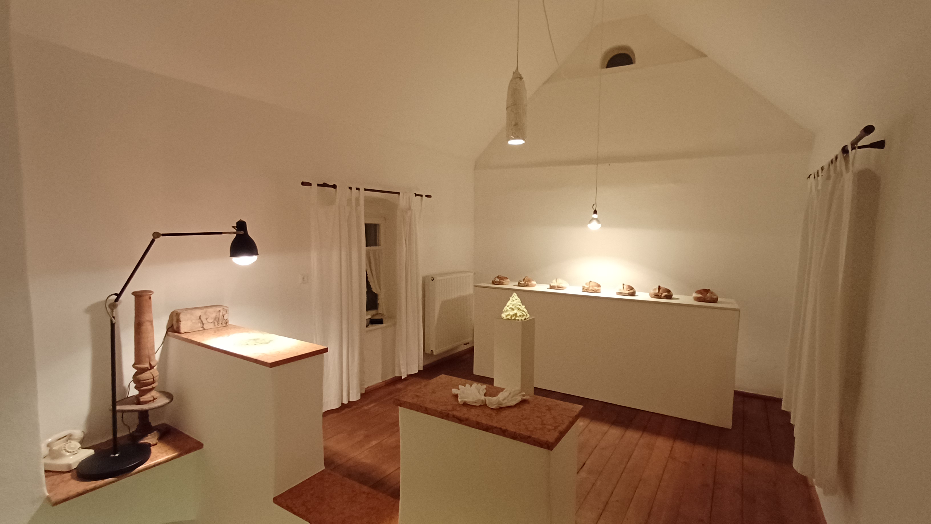 EAT-ART-Installation Brot und Butter