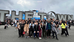 Time de voluntários do Instiuto Guetto no portal do The Town 2025