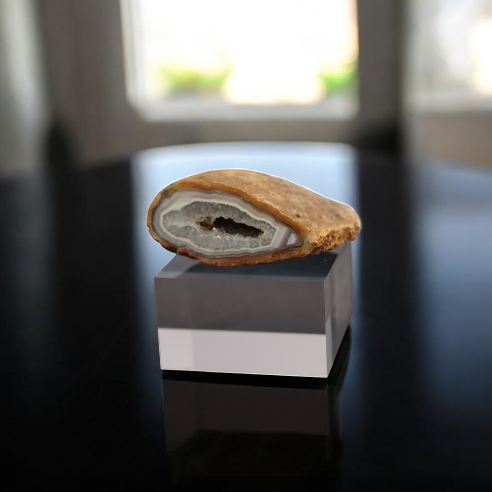 Oco Agate Geodes Halves