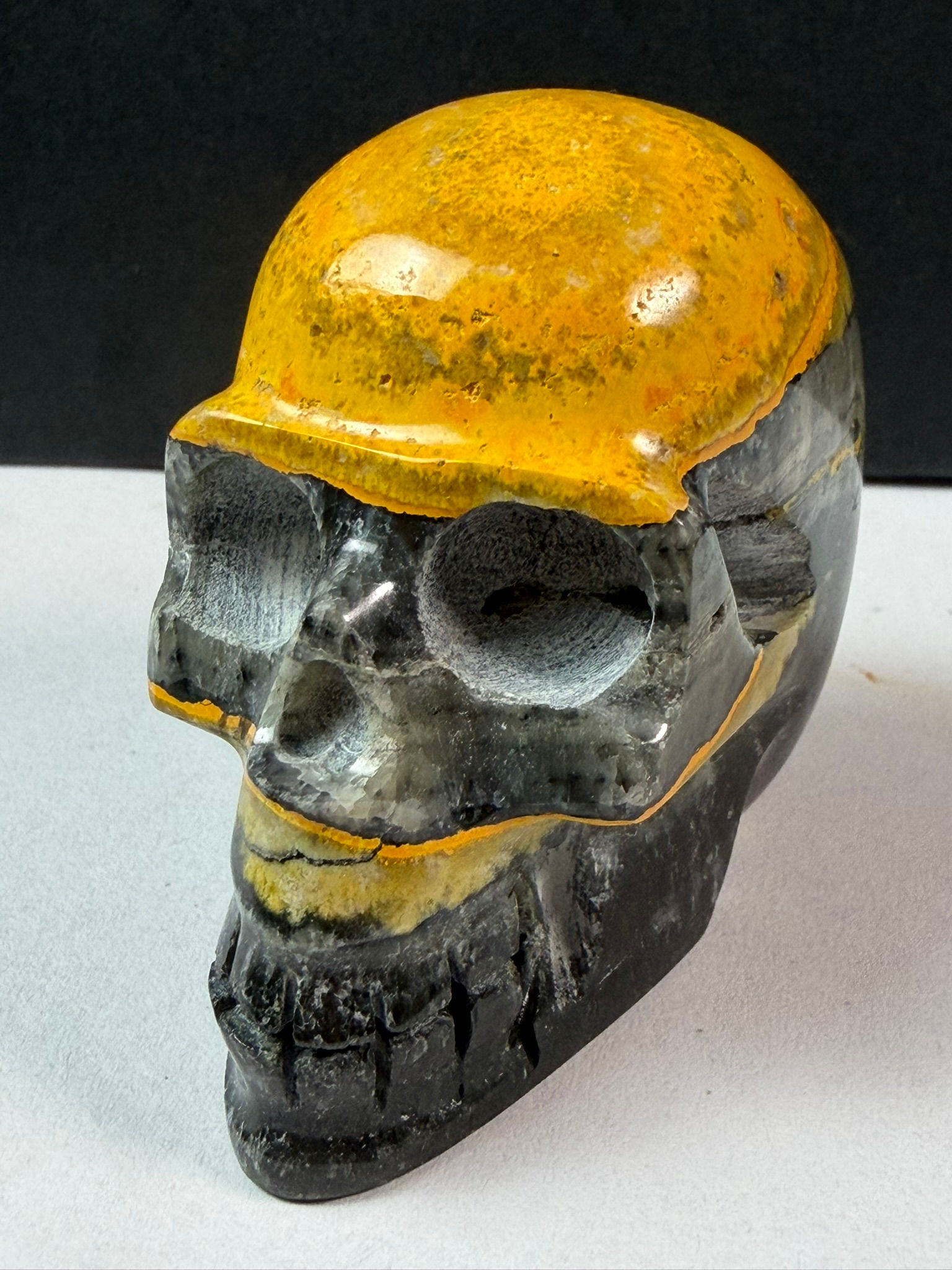 Bumble Bee Jasper Skull