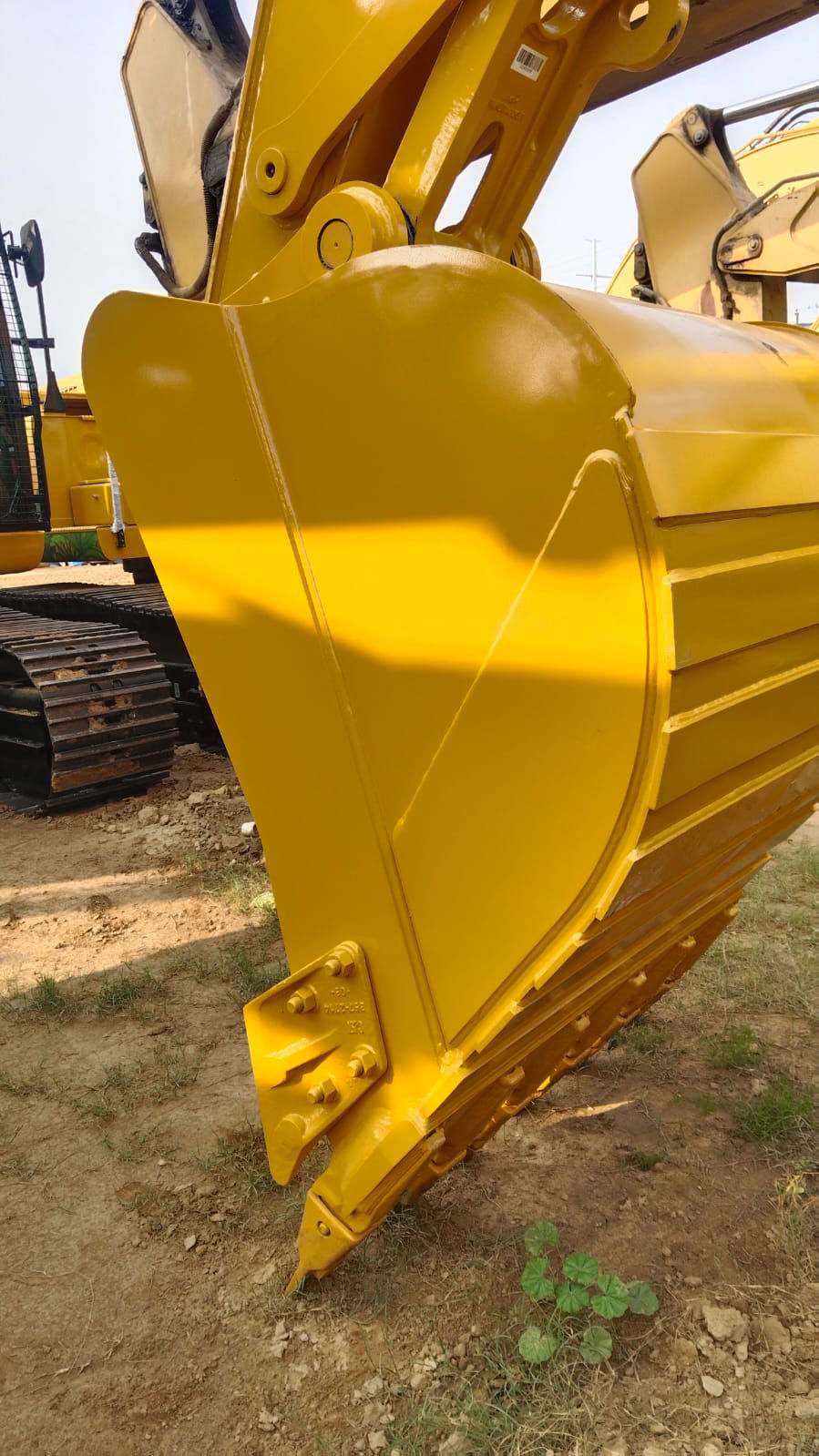 Thumbnail: CAT 322