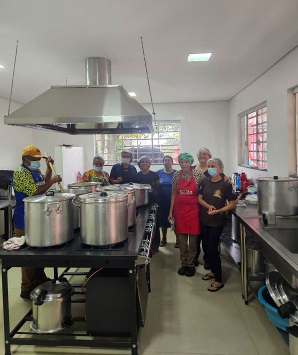 Jornada Literária e FBB entregam Cozinha Comunitária à população do Paranoá e Itapoã