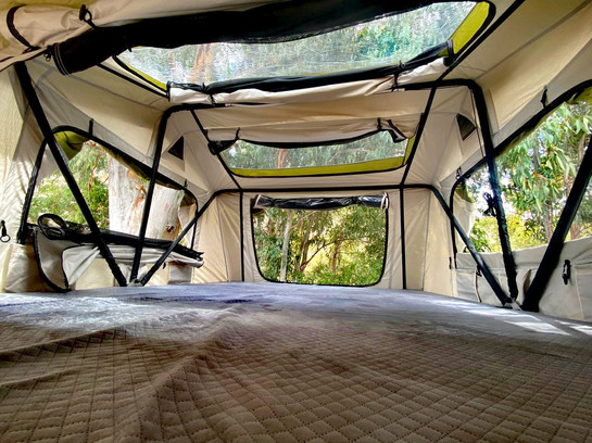 tenda-da-tetto-interni-panoramica.jpeg