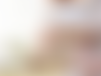 Le portage physiologique : un outil qui répond aux besoins de ton bébé.