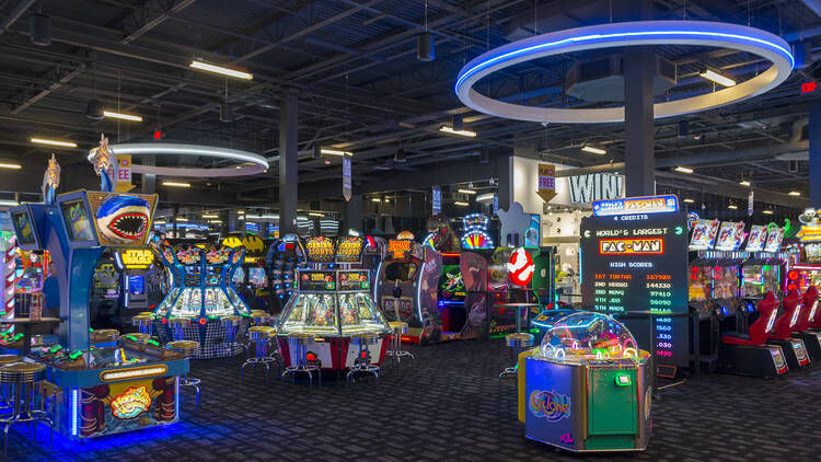 Thumbnail: Dave & Busters